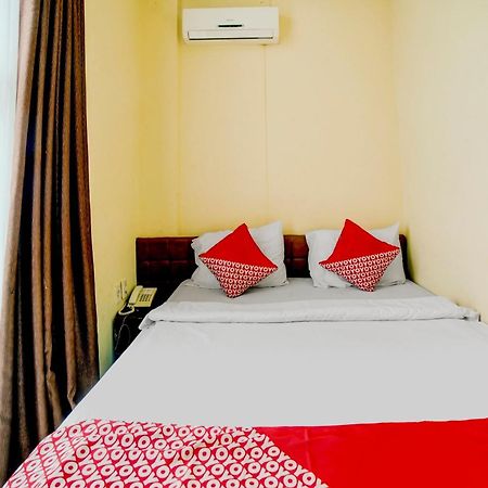 Hotel Super Oyo 90565 Wesly House Medan Exterior foto