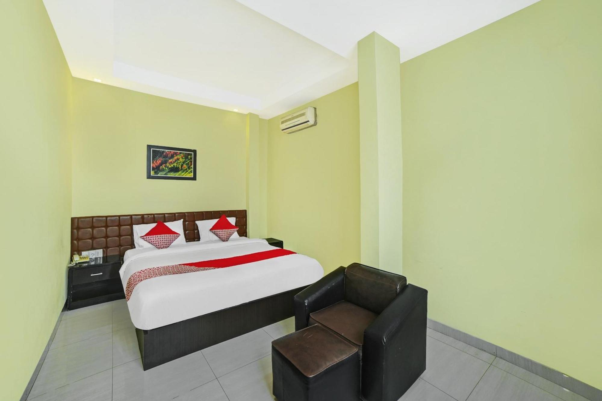 Hotel Super Oyo 90565 Wesly House Medan Exterior foto
