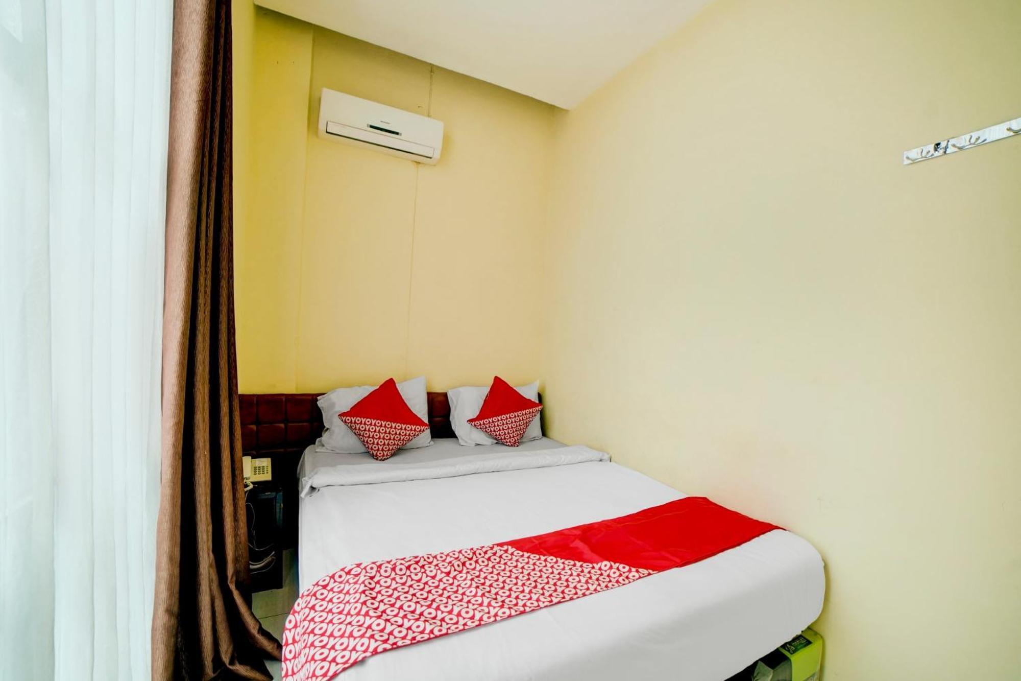 Hotel Super Oyo 90565 Wesly House Medan Exterior foto