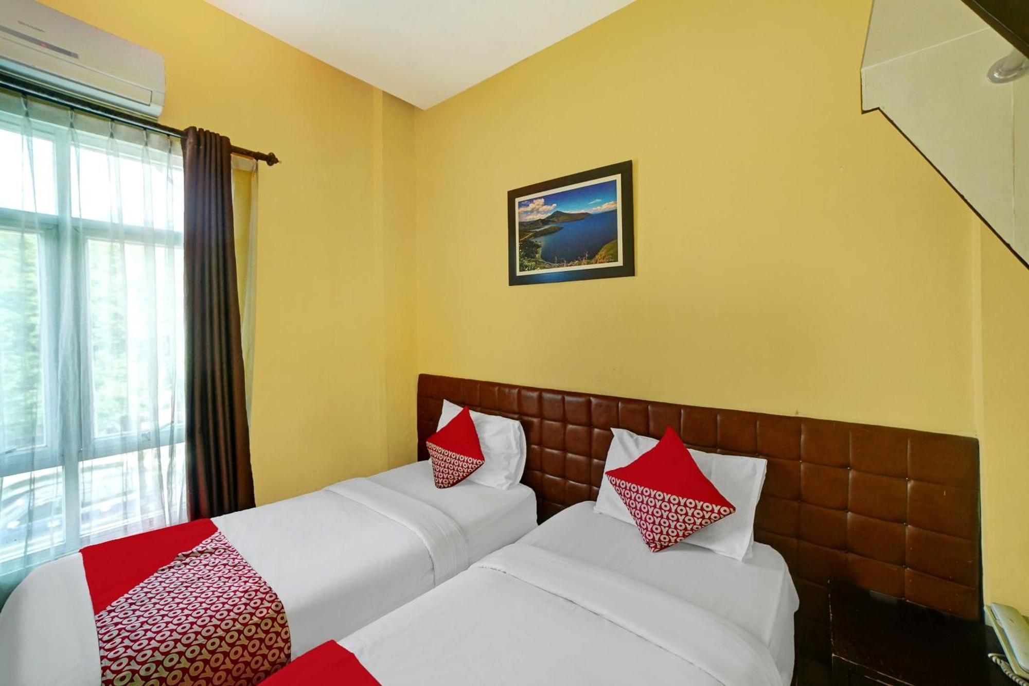 Hotel Super Oyo 90565 Wesly House Medan Exterior foto